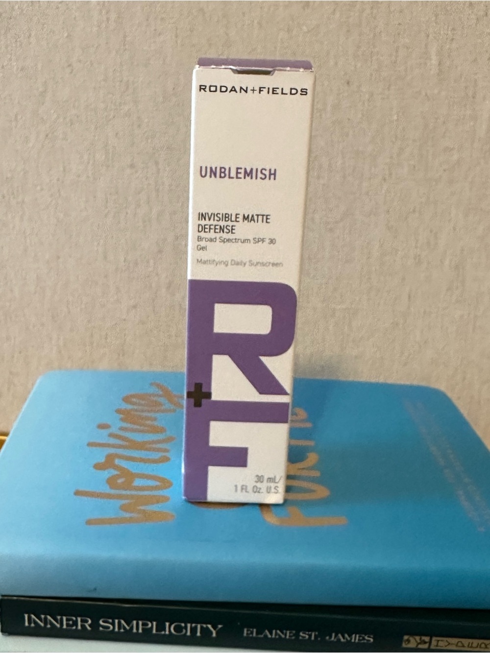 Rodan + Fields Unblemish Invisible Matte Defense SPF 30 - Purple and Blue